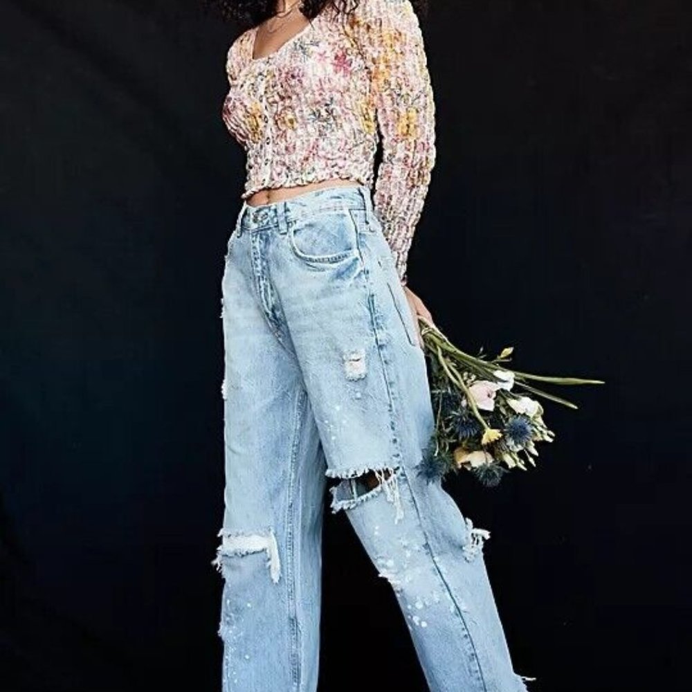 NWT FREE PEOPLE Sz 29 WITH THE BAND RELAXED JEANS IN LA BLUE